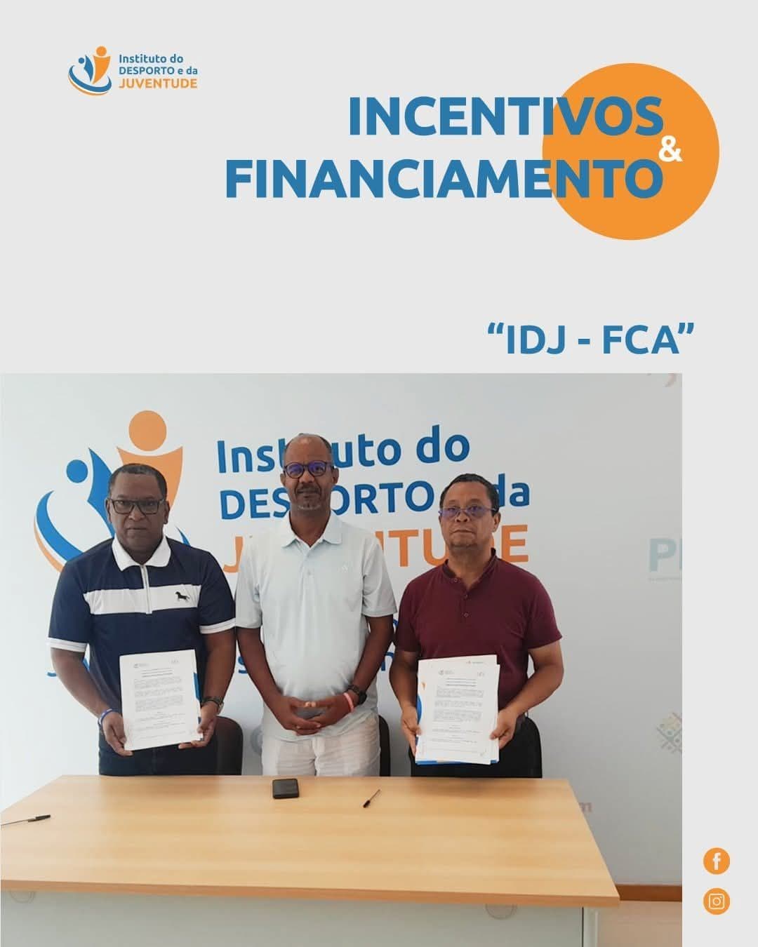 𝐈nstituto do Desporto e Juventude 𝐞 𝐅𝐞𝐝𝐞𝐫𝐚𝐜̧𝐚̃𝐨 𝐂𝐚𝐛𝐨-𝐯𝐞𝐫𝐝𝐢𝐚𝐧𝐚 𝐝𝐞 𝐀𝐭𝐥𝐞𝐭𝐢𝐬𝐦𝐨 assinam 𝐂𝐨𝐧𝐭𝐫𝐚𝐭𝐨-𝐏𝐫𝐨𝐠𝐫𝐚𝐦𝐚 𝐩𝐚𝐫𝐚 𝟐𝟎𝟐𝟓