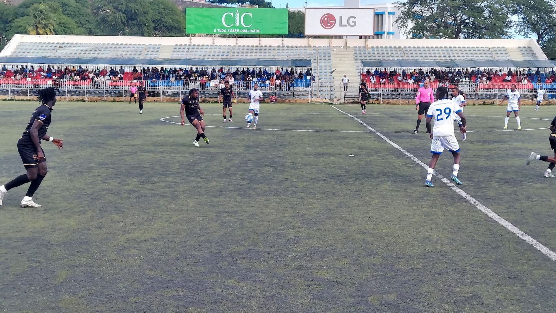 Futebol Santiago Sul: Campeonato cede lugar à Taça este fim de semana 