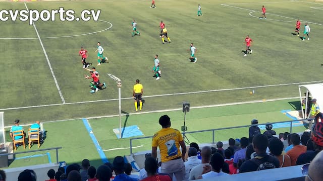 Scorpions Vermelho x Palmeira Jogo no Estádio 25 de Julho em Pedra Badejo