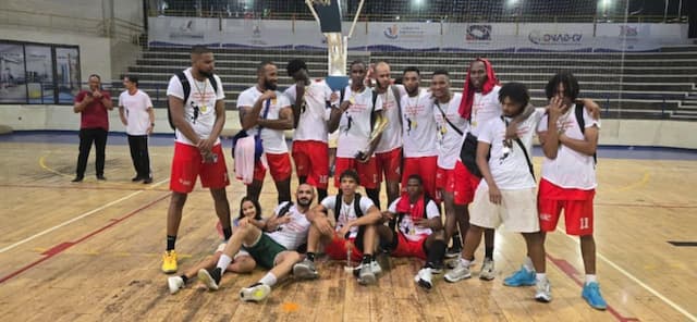 ABC vence Prédio no 4º Jogo do Play Off Final e Sagra-se Campeao de Santiago Sul em Basquetebol sénior masculino