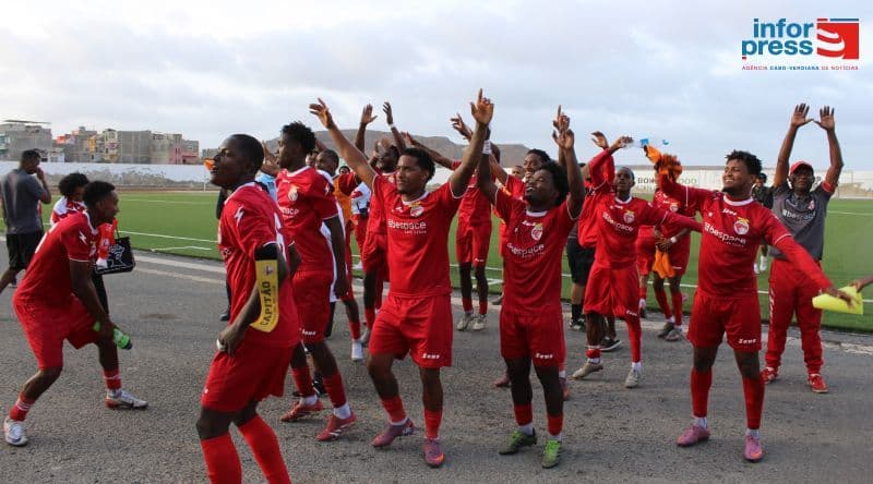 Futebol/Taça de Cabo Verde: Sal Rei vence (2-1) Académico e garante passagem à próxima eliminatória