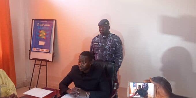 Anúncio  pelo Executivo de implementaçao da carteira profissional de jornalistas na Guiné Bissau