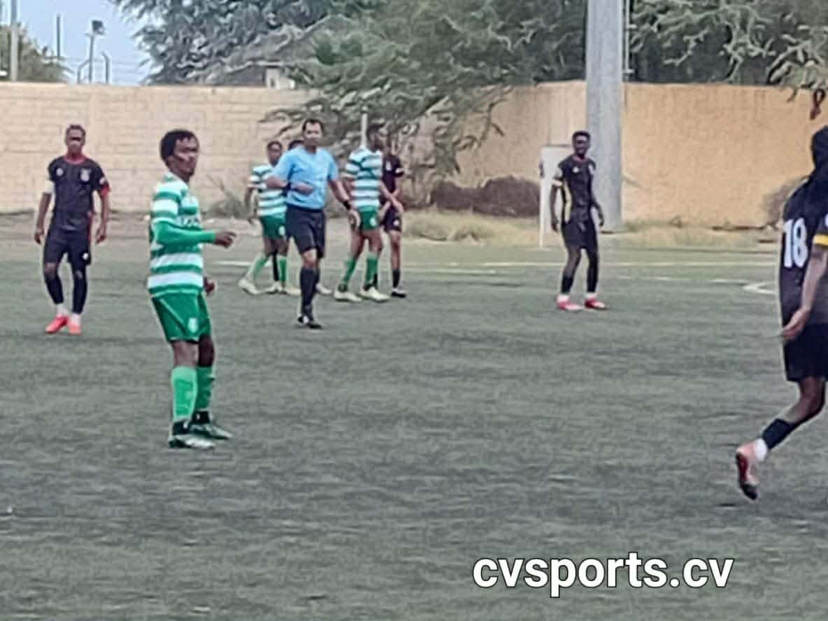 Sporting  vence Travadores e apura-se para a final da Taça Praia