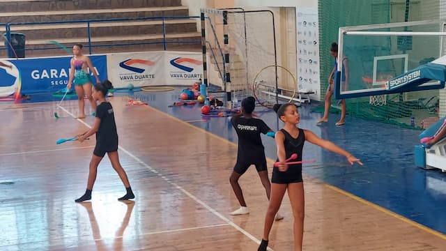 Pavilhao Vavá Duarte na Praia acolhe este Sábado o Campeonato Nacional de Ginástica.