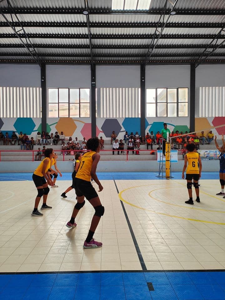  Federação de Voleibol realiza ação de formação na ilha de São Vicente