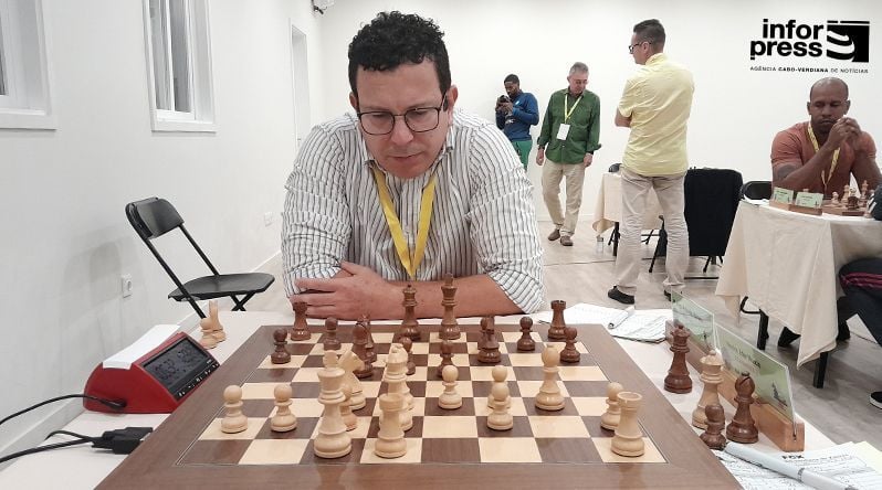 São Vicente: Mestre internacional Mariano Ortega revalida título de Campeão Nacional de Xadrez