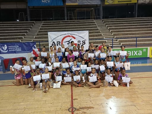 Associação Regional de Santiago Sul promoveu Campeonato com  provas nas disciplinas rítmica , aeróbica e acrobática 
