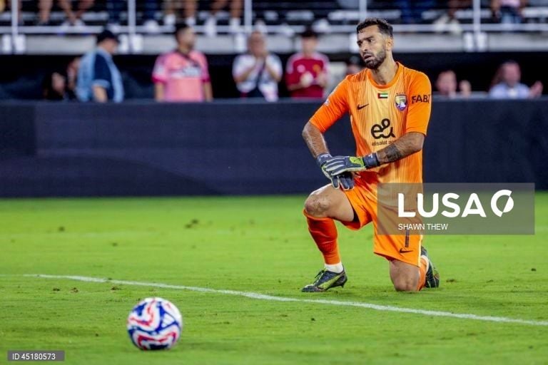 Guarda-redes Rui Patrício termina a carreira aos 37 anos