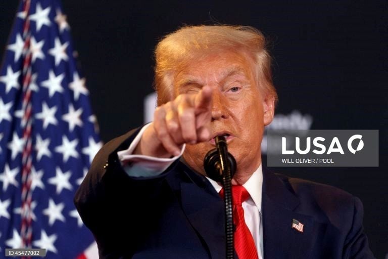 Trump ameaça Moscovo com “consequências muito sérias” se não puser fim à guerra