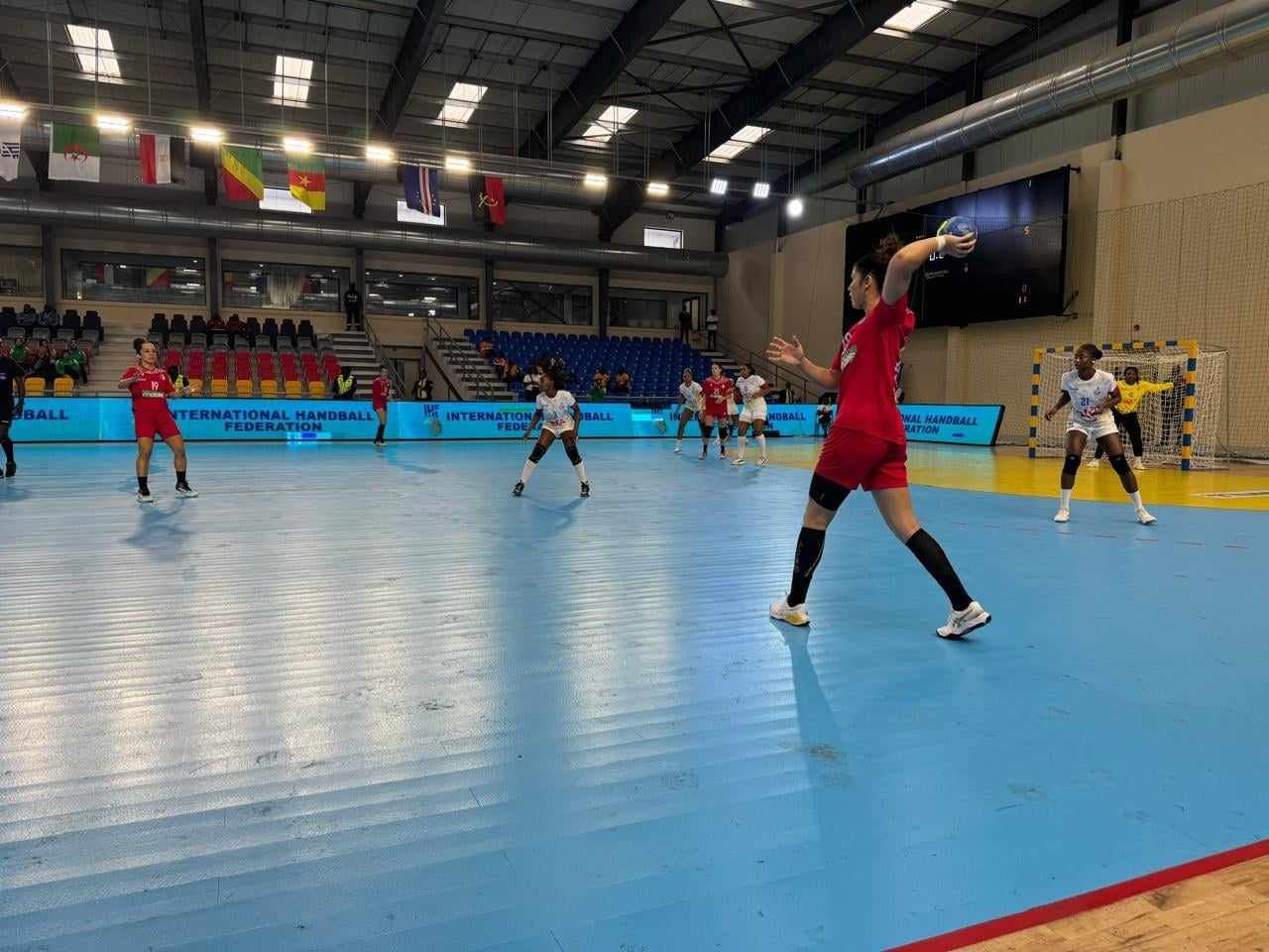 Cabo Verde, Inicia a competição perdendo frente a Argélia